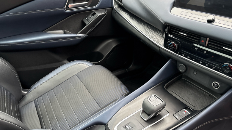 Nissan Qashqai 1.3 DiG-T MH 158 Tekna 5dr Xtronic Petrol Hatchback